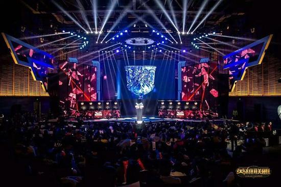 高和力量在 高和力量在