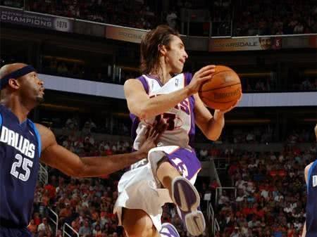 两队本场比 两队本场比